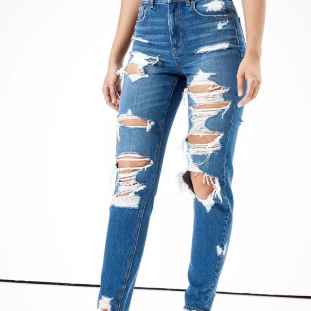 American eagle distressed mom jeans